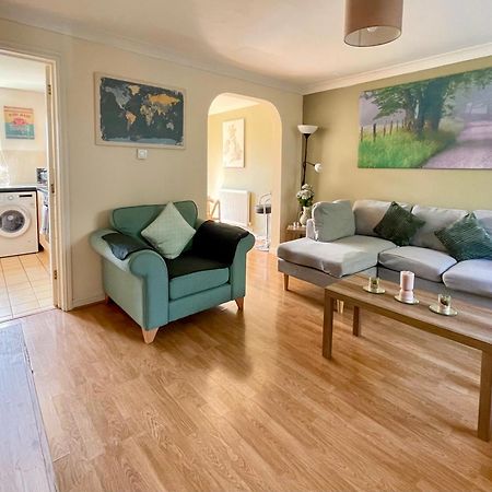 3 Bedroom Detached House Wellingborough Kültér fotó